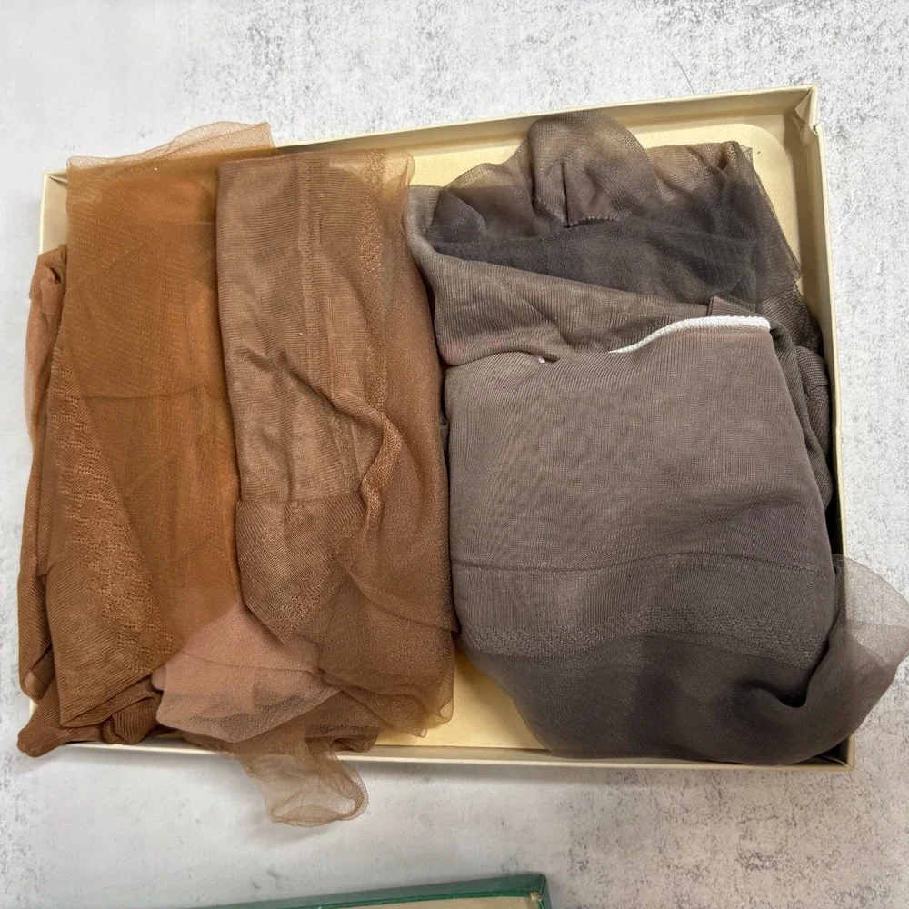 VTG 1950s Admiration Nylons Seamless Stockings Box Set Mesh 616 Glamour Sand 10
